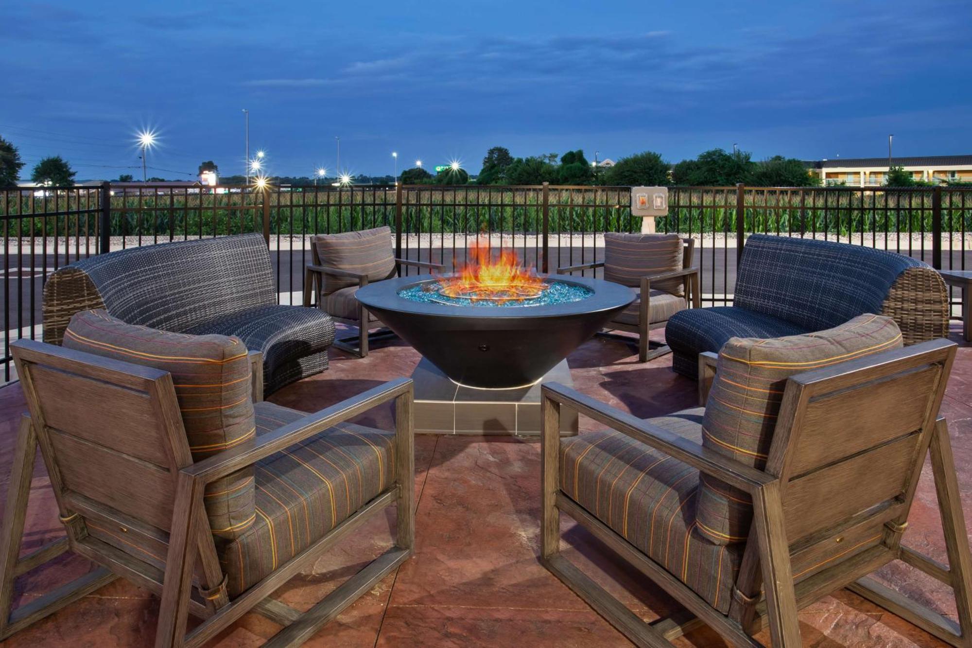 Hampton Inn Union City, Tn Екстериор снимка