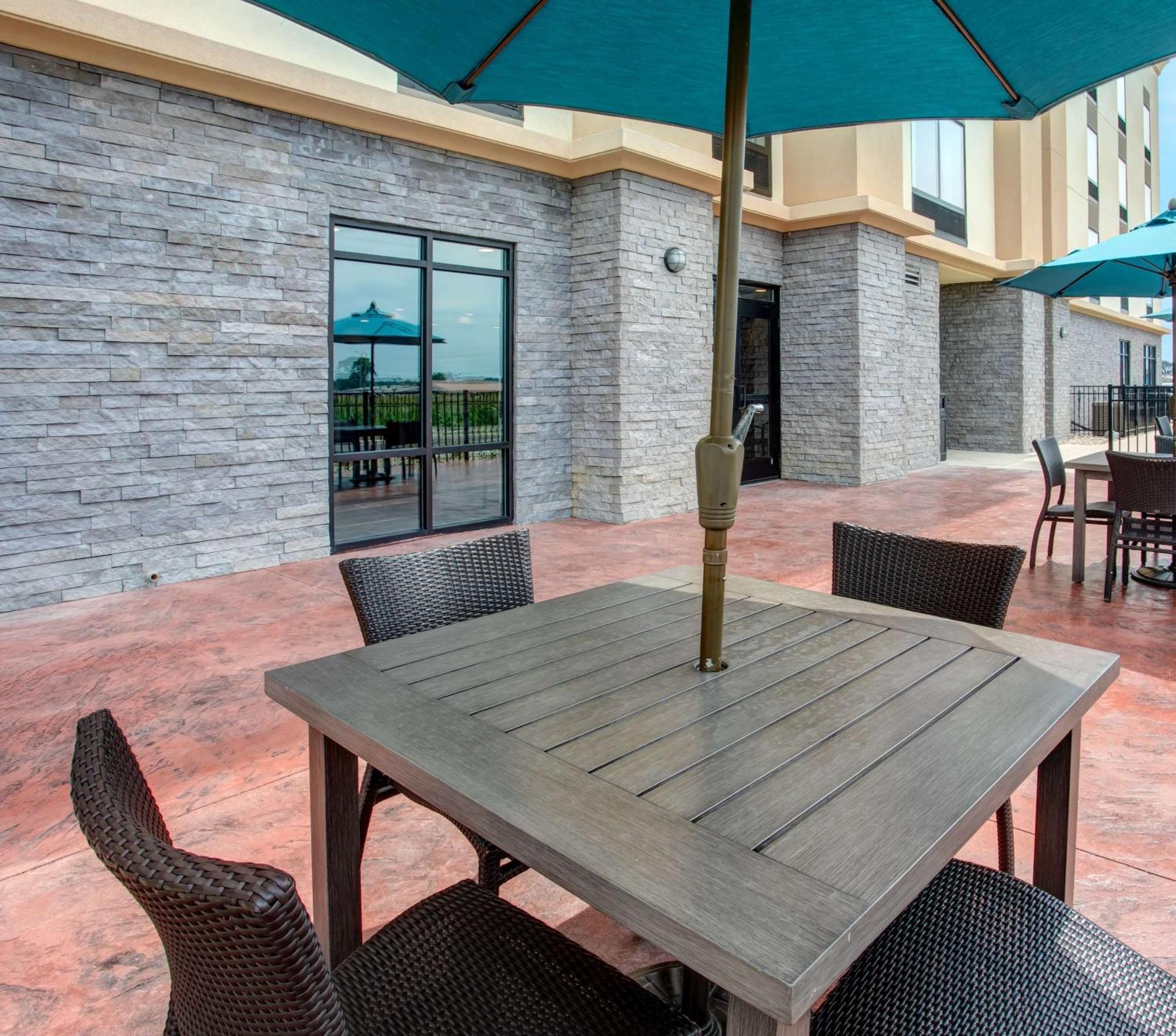 Hampton Inn Union City, Tn Екстериор снимка
